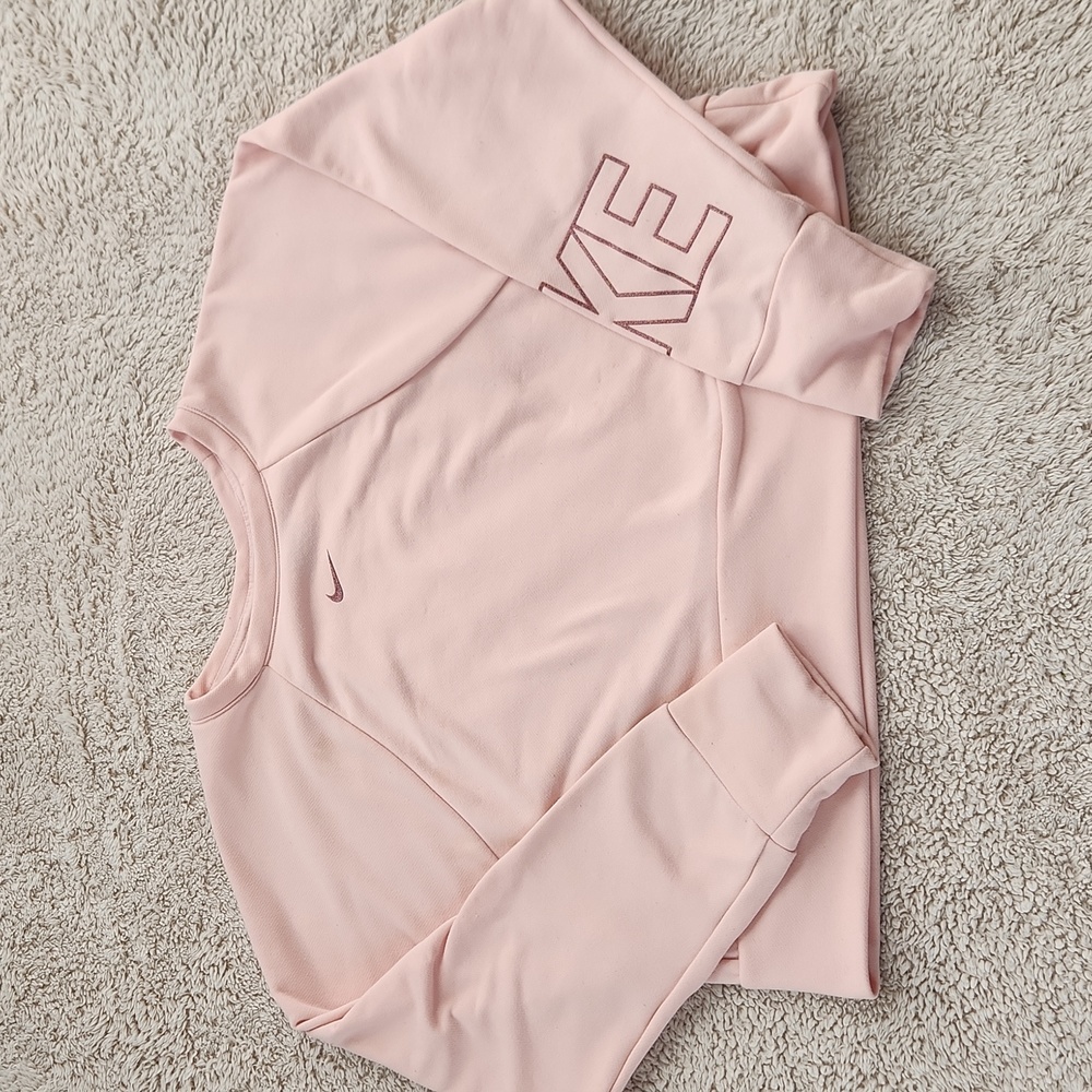 Nike dri-fit cropped sweatshirt pullover